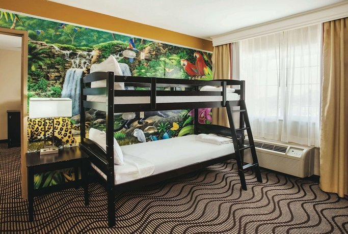 La Quinta Inn & Suites Carlsbad Legoland Area